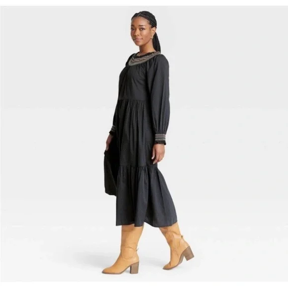 Universal Thread Boho Prairie Dress Small Long Black Smocked Embroidered‎ Maxi M - Picture 2 of 11